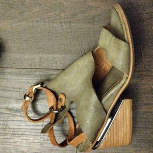 A.S. 98 "Reeve" Sandals
